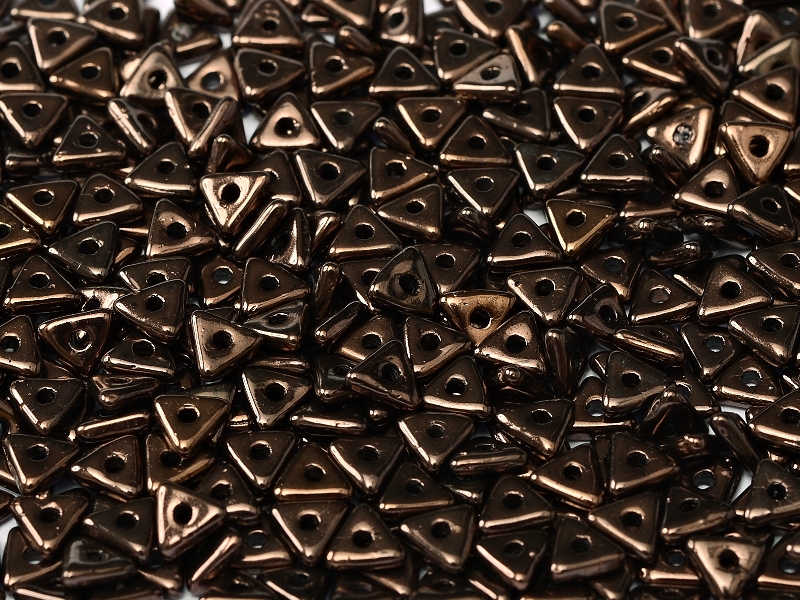 Korálky TRI-BEAD 4 mm Jet Lila Vega Luster