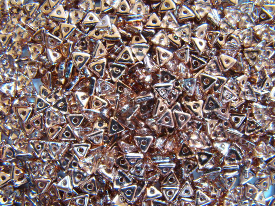 Korálky TRI-BEAD 4 mm Crystal Capri Gold