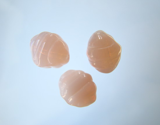 Mačkané korálky 12 x 11 x 9 mm