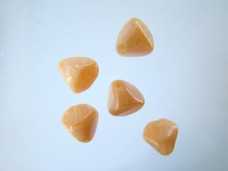 Mačkané korálky 7 x 7 x 7 mm