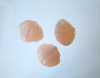 Mačkané korálky 12 x 11 x 9 mm