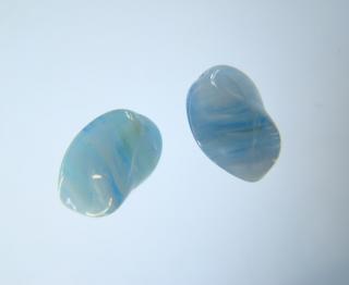 Mačkané korálky 13 x 10 x 8 mm