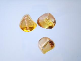 Mačkané korálky 15 x 13 x 10 mm